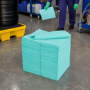 Premium Triple 3-Ply Polypropylene Absorbent Mats, 40 x 50 cm, 161 Litre Capacity, for Workshops & Production (Pack of 200)