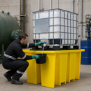 Single IBC Spill Pallet with Dispenser for Safe Liquid Storage
