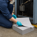 Premium Lightweight General Purpose Absorbent Pads for Industrial Use (Pack of 100)