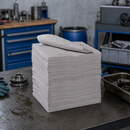 Premium Lightweight Polypropylene Absorbent Cloths, 40 x 50 cm, 131 Litre Capacity, 200 Pieces, for Production & Workshops